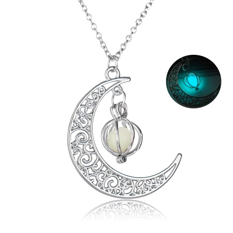 2pcs Luxury Glow In The Dark necklaces Luminous Moon and Pumpkin pendant Necklaces For women Fashion Jewelry Accessories