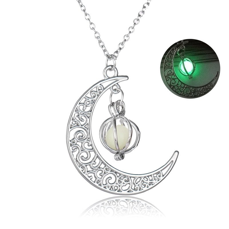 2pcs Luxury Glow In The Dark necklaces Luminous Moon and Pumpkin pendant Necklaces For women Fashion Jewelry Accessories