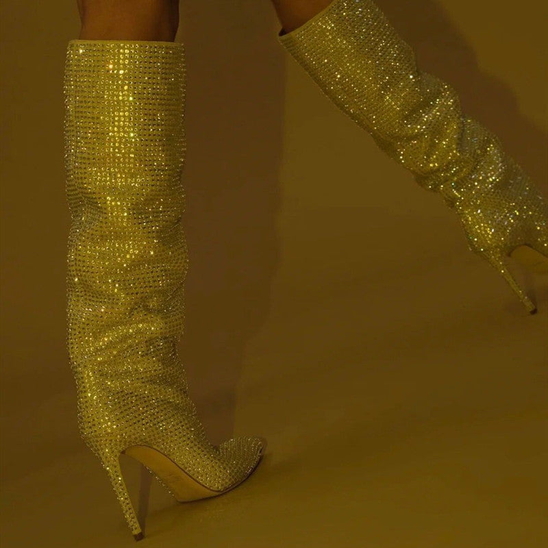 Gypsophila Botas hasta la rodilla de tacón alto con tacón de aguja y punta estrecha con diamantes de imitación Botas de mujer de pasarela de talla grande 