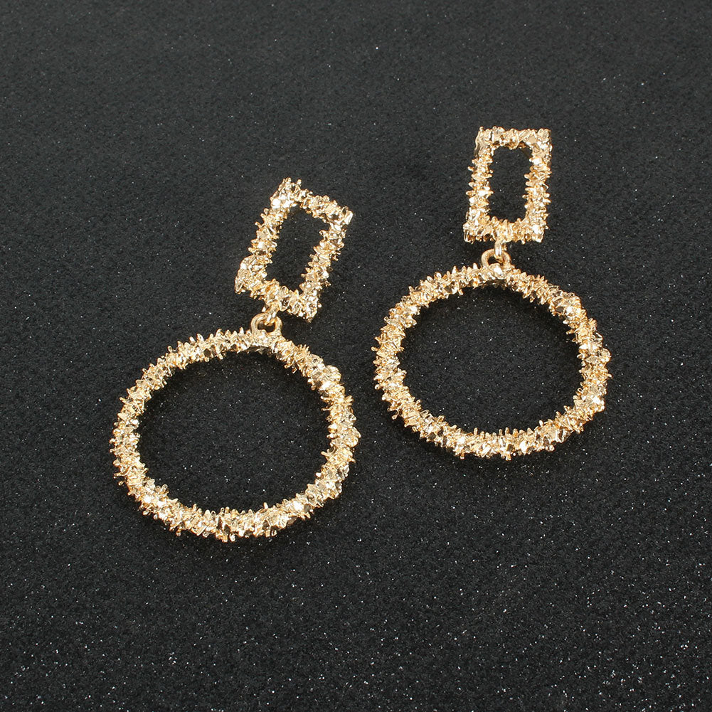 Exaggerated Gold Alloy Drop Earrings Women Accessories Earrings