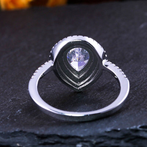 Sparkly Pear-shaped Water Drop Cubic Zirconia Wedding Rings for women Silver OL Finger Engagement Rings Female Anel gifts