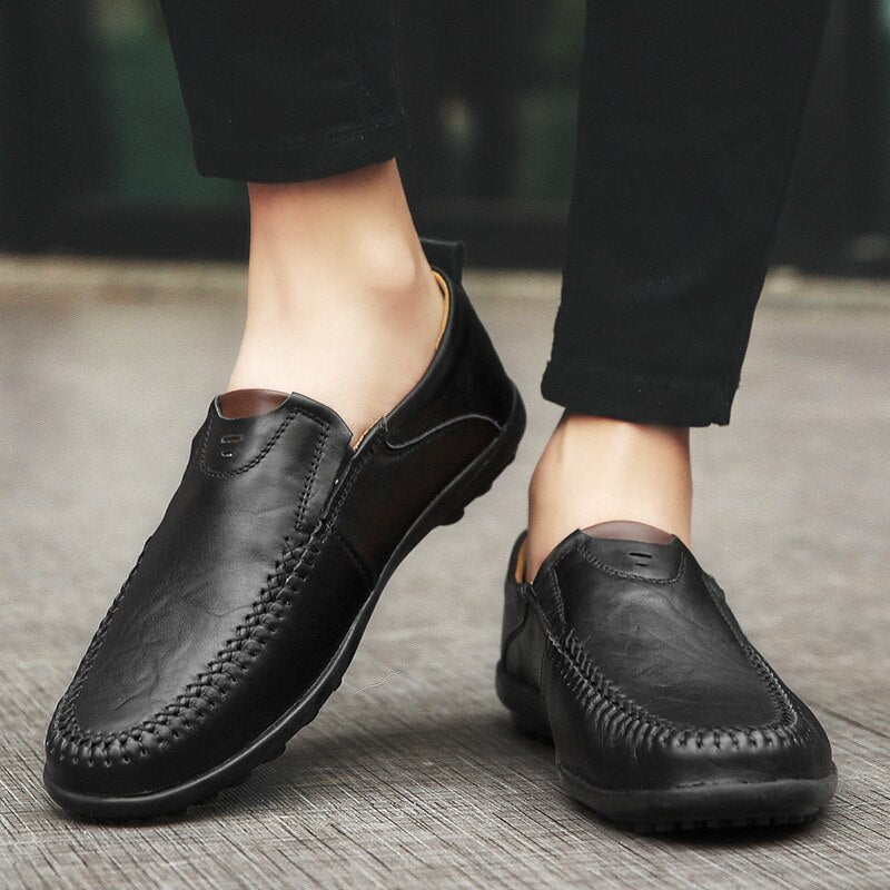 Zapatos de hombre, mocasines italianos de cuero genuino de marca de lujo, mocasines sin cordones, zapatos de conducción para hombre, negro, marrón, de talla grande 47 